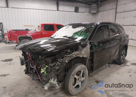 2021 Toyota Highlander Hybrid Xle z USA, uszkodzony, nr VIN 5TDHBRCH7MS530701